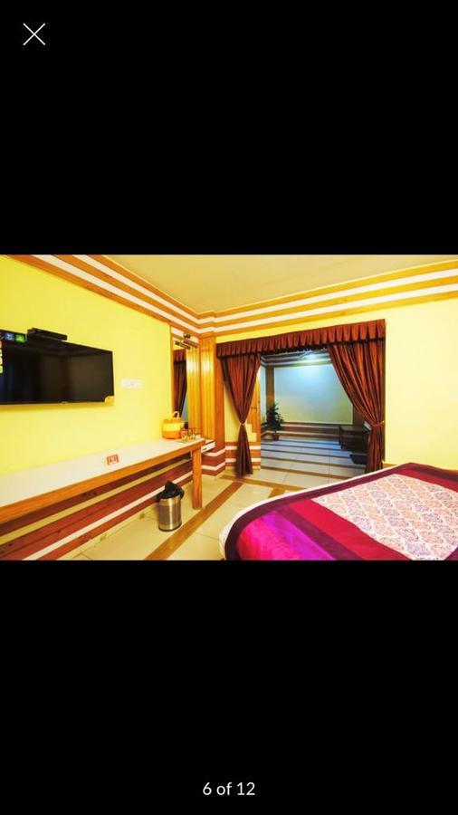 Hotel Yellow Lime Ахмедабад Экстерьер фото